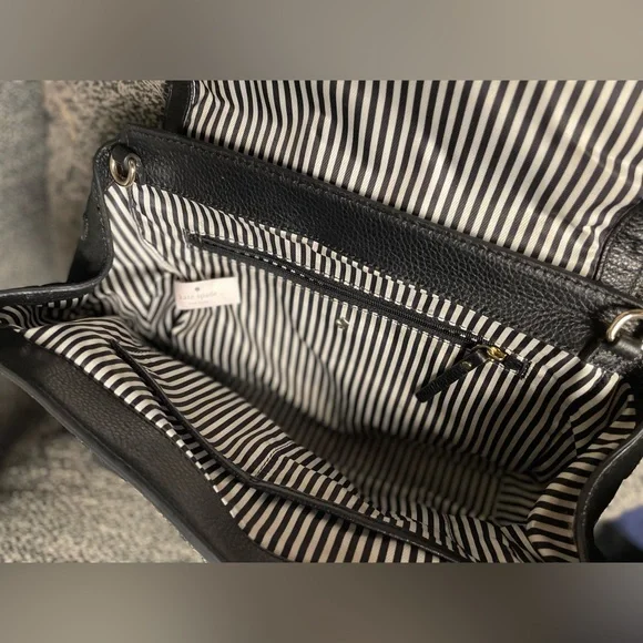 EUC Kate ♠️ SOLD IN MB! - Picture 7 of 7